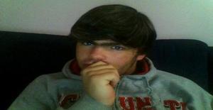 Davide17 27 years old I am from Cascais/Lisboa, Seeking Dating Friendship with Woman