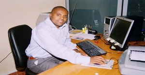 Katiem 44 years old I am from Huambo/Huambo, Seeking Dating Friendship with Woman