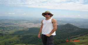 Dillow 41 years old I am from Itajuba/Minas Gerais, Seeking Dating Friendship with Woman