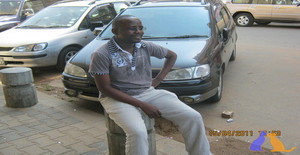 Netinho1977 44 years old I am from Maputo/Maputo, Seeking Dating Friendship with Woman