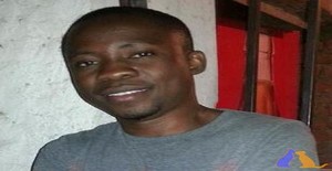 leojm 30 years old I am from Tete/Tete, Seeking Dating Friendship with Woman